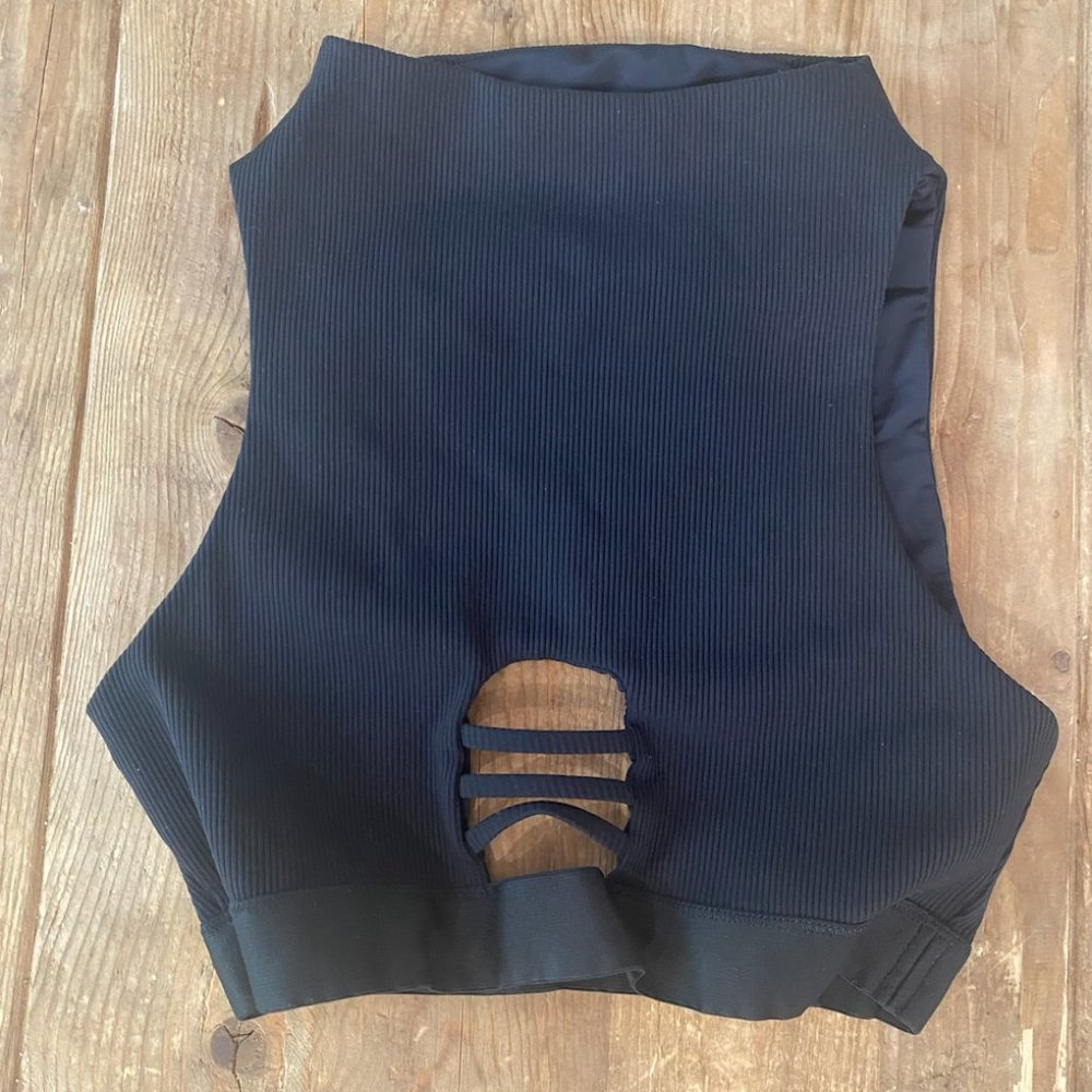 Blue Life Fit Ribbed Cut-Out Top